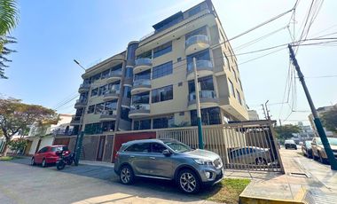 Venta de departamento en San Borja en calle Duccio