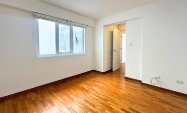 Venta de departamento en San Borja en calle Duccio