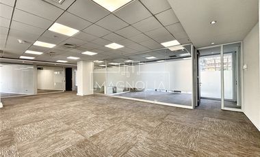 Oficina en Arriendo en Metro Alcántara