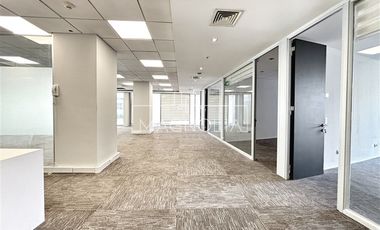 Oficina en Arriendo en Metro Alcántara