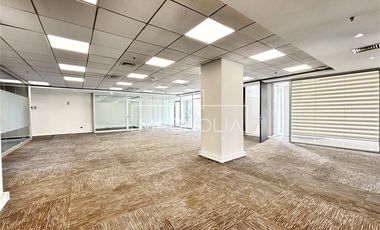 Oficina en Arriendo en Metro Alcántara