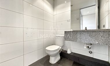 Oficina en Arriendo en Metro Alcántara