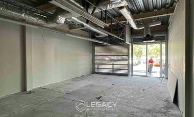 Arriendo Local Comercial Ciudad Empresarial 81 M2