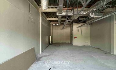 Arriendo Local Comercial Ciudad Empresarial 81 M2