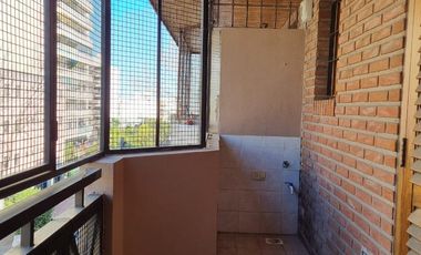 Departamento en  alquiler con espacio guarda coche - Wilde