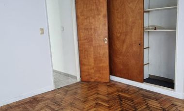 Departamento en  alquiler con espacio guarda coche - Wilde