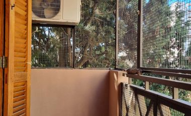 Departamento en  alquiler con espacio guarda coche - Wilde