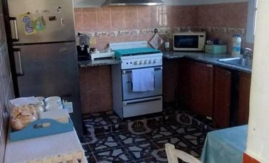 Casa en venta - 1 Dormitorio 1 Baño - San Martín