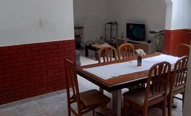 Casa en venta - 1 Dormitorio 1 Baño - San Martín