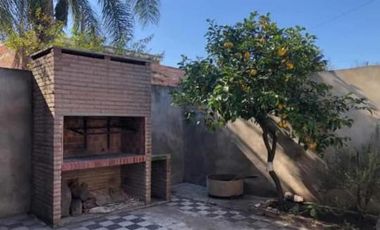 Casa en venta - 1 Dormitorio 1 Baño - San Martín