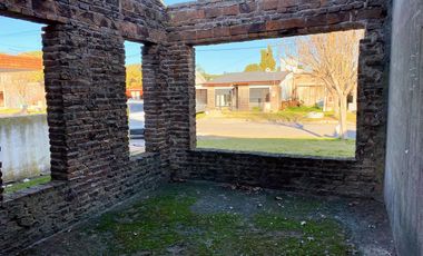 VENTA TERRENO Y CASA A TERMINAR, Uranga, Santa Fe