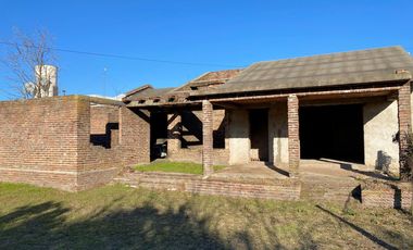VENTA TERRENO Y CASA A TERMINAR, Uranga, Santa Fe