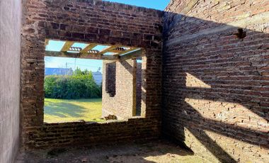 VENTA TERRENO Y CASA A TERMINAR, Uranga, Santa Fe