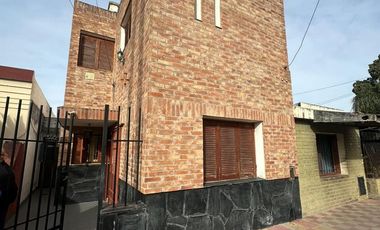 Casa en  barrio primero de mayo
