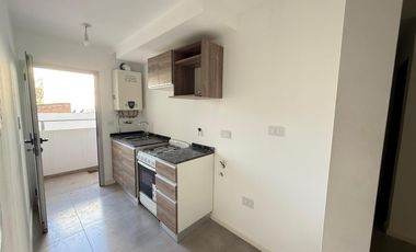 Departamento en Alquiler de 2 Dormitorios - Barrio General Paz