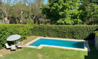 Casa en  Barrio Los Olmos