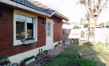 Oportunidad Casa en Country Roda. Las azucenas  al 2800