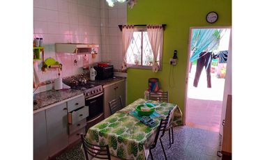 Tu Nuevo Hogar te espera!!! Nuevo Valor  Venta de una casa de 3 ambientes San Justo ¡Oferta U$S 85.000!!