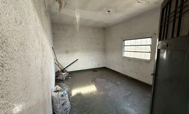 Depósito de 500 m2  TOTALES  APROXIMADOS en Lomas de Zamora