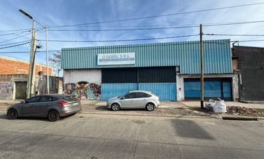 Depósito de 500 m2  TOTALES  APROXIMADOS en Lomas de Zamora