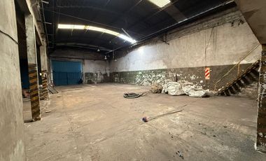 Depósito de 500 m2  TOTALES  APROXIMADOS en Lomas de Zamora