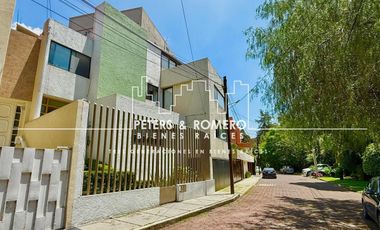 Casa en Venta en Cerrada en Manuel Avila Camacho
