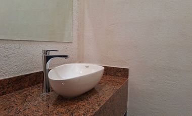 Espacioso Loft muy cerca de la UdeM