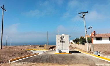 Terreno en Venta en Rosarito con Vista Al Mar.