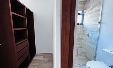 Casa en venta Lagos del Sol Cancún – 4 recámaras, comodidad, lujo y seguridad
