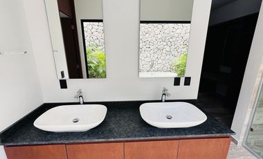 Casa en venta Lagos del Sol Cancún – 4 recámaras, comodidad, lujo y seguridad