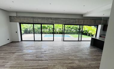 Casa en venta Lagos del Sol Cancún – 4 recámaras, comodidad, lujo y seguridad