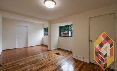 CASA EN VENTA  EN LAS LOMAS DE CHAPULTEPEC