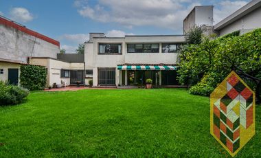 CASA EN VENTA  EN LAS LOMAS DE CHAPULTEPEC