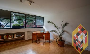 CASA EN VENTA  EN LAS LOMAS DE CHAPULTEPEC
