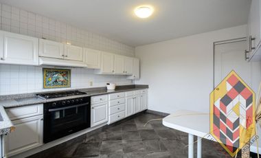 CASA EN VENTA  EN LAS LOMAS DE CHAPULTEPEC
