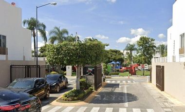 CASA EN VENTA EN ZONA REAL
