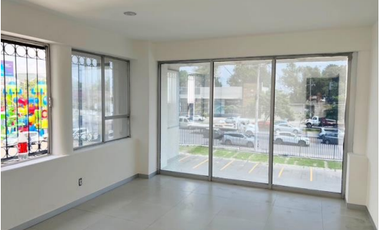 Bodega Industrial 1,590 m2 en Renta Ubicada en Agua Blanca, Zapopan Jalisco