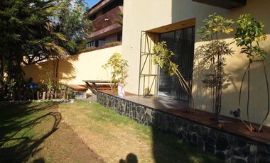Venta o Renta  Casa en Lomas de Valle Escondido