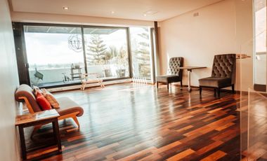 Venta o Renta  Casa en Lomas de Valle Escondido