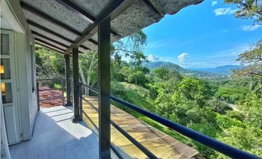 Maat vende Casa cojunto campestre-Villeta 3.023m2 $1.100Millones