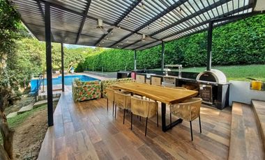 Maat vende Casa cojunto campestre-Villeta 3.023m2 $1.100Millones