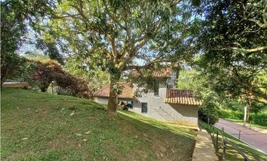 Maat vende Casa cojunto campestre-Villeta 3.023m2 $1.100Millones