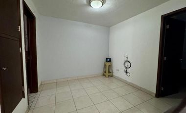 Casa en renta en Tabachines a una cuadra del periférico