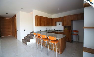 Bonita casa en La Cima en Renta