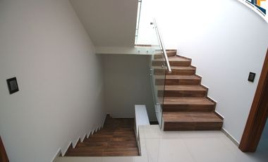 Bonita casa en La Cima en Renta