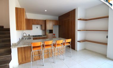 Bonita casa en La Cima en Renta