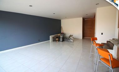 Bonita casa en La Cima en Renta