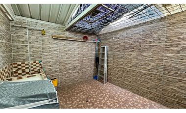 Casa de tres pisos con terraza en venta Barrio Altamira Palmira Valle