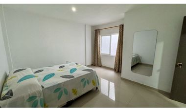 Casa de tres pisos con terraza en venta Barrio Altamira Palmira Valle