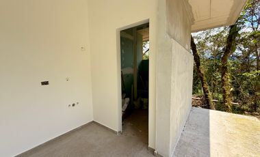 VeNtA 8 suites con JACUZZI particular en Mindo (para vacacionar o para inversión 15% anual)